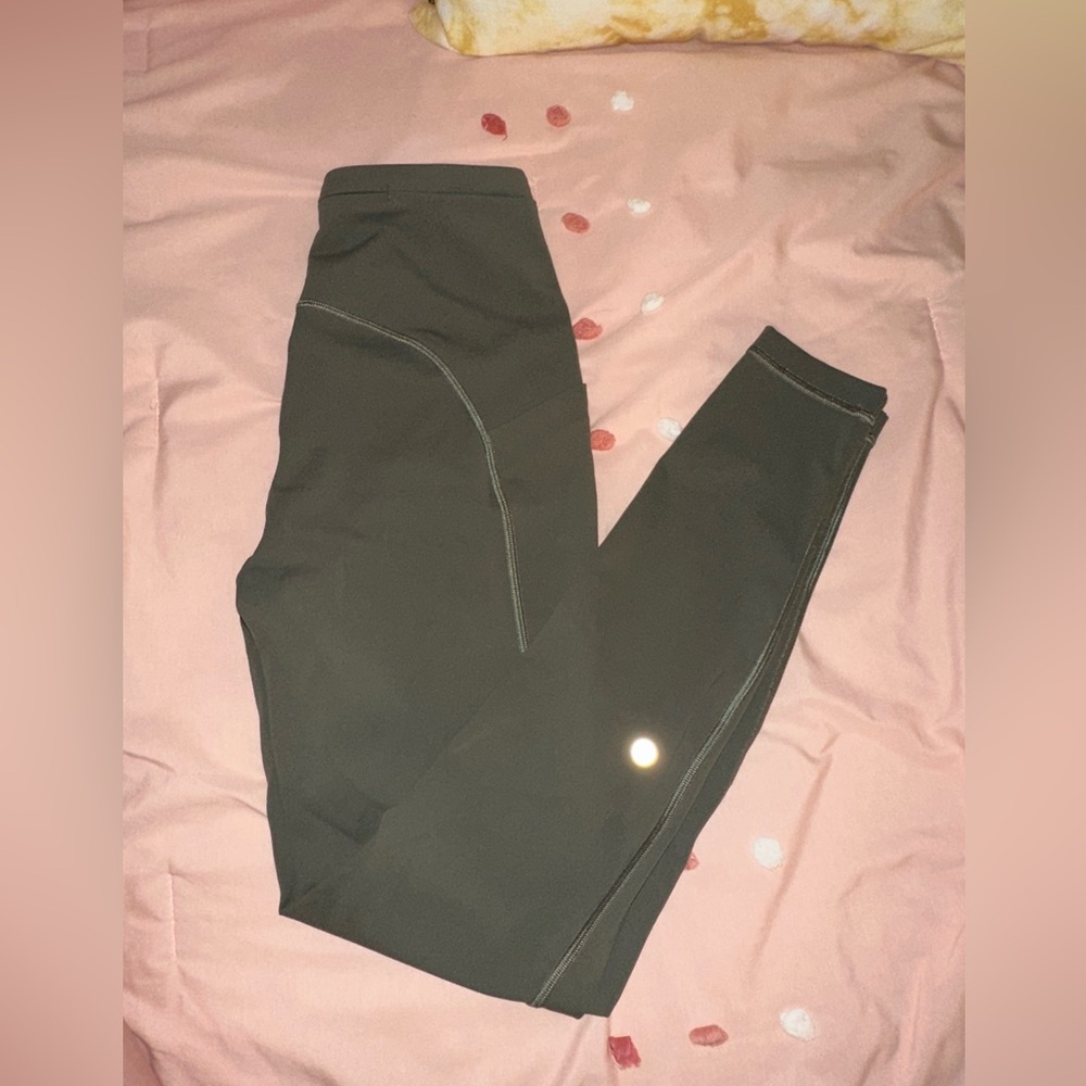 Lululemon leggings size 6 25” inseam